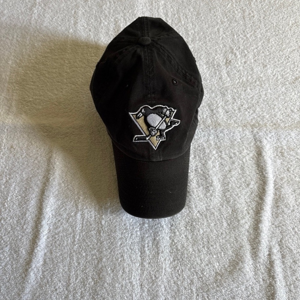 Black Baseball Cap Pittsburgh Penguin